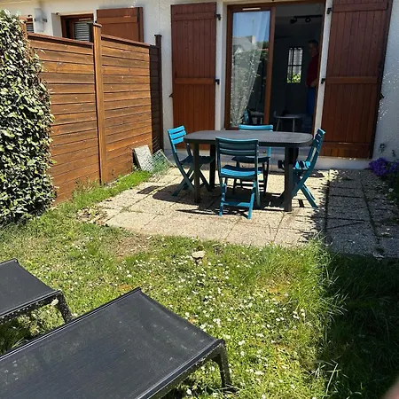 Maison Bord De Mer,piscine Chauffee Et Tennis