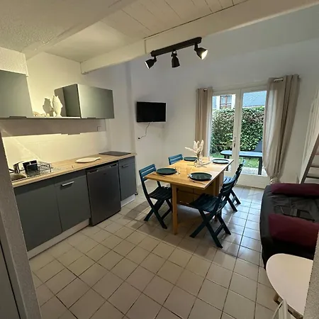 Maison Bord De Mer,piscine Chauffee Et Tennis * Batz-sur-Mer